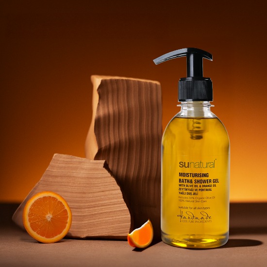 Organik Zeytinyağı ve Portakal Yağı İçeren Duş Jeli 240ml